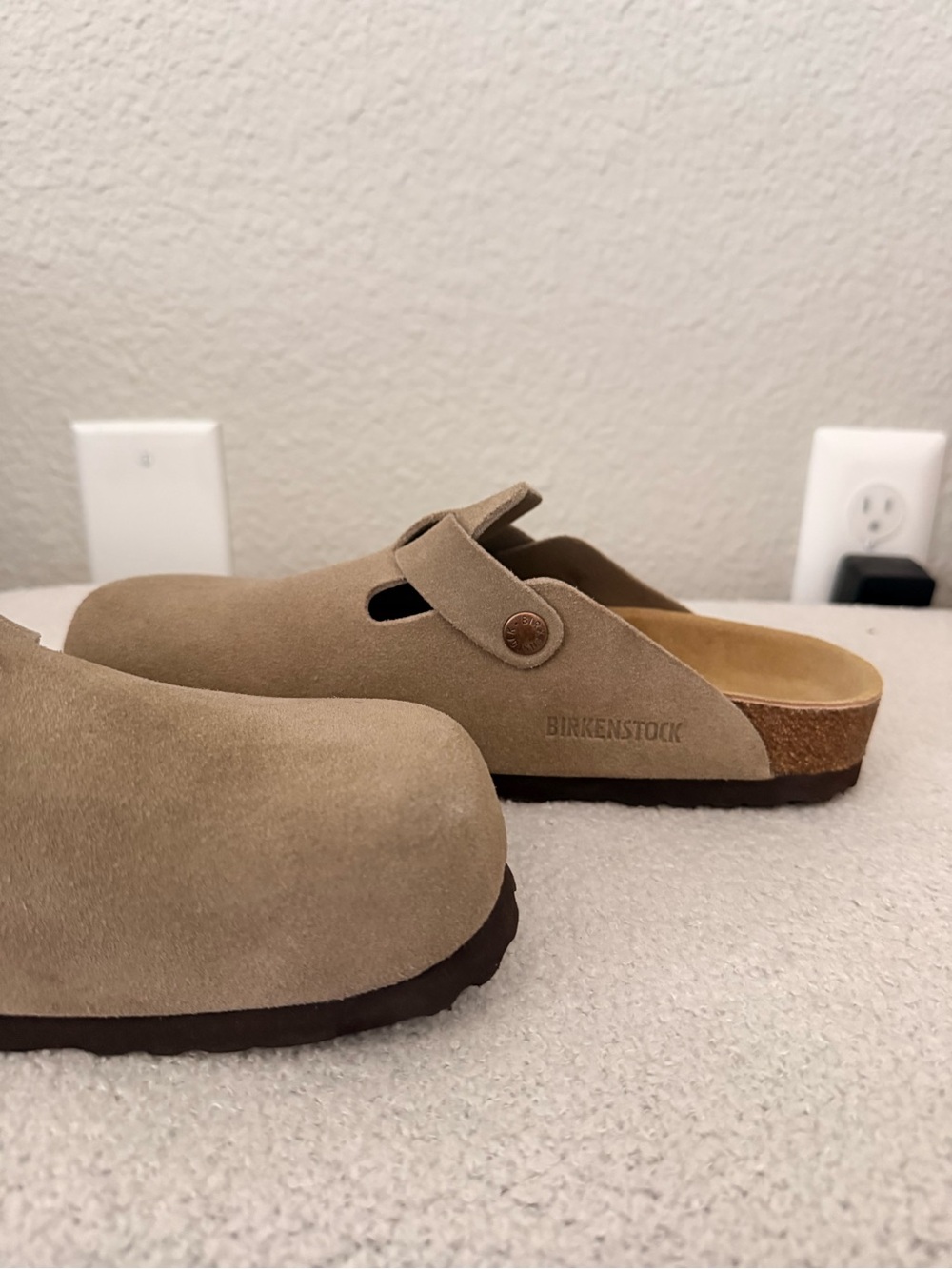 Birkenstock Boston Clogs – Taupe Suede | Soft Footbed - Picture 2 of 5